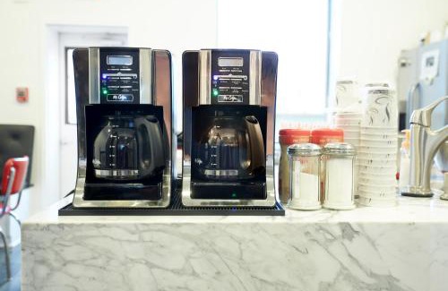 Adams Morgan Hotel | Top-Rated HighRoad Washington DC with Kitchen Amenities
