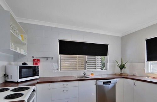 Woodgate House | Highset Home with Ocean Views