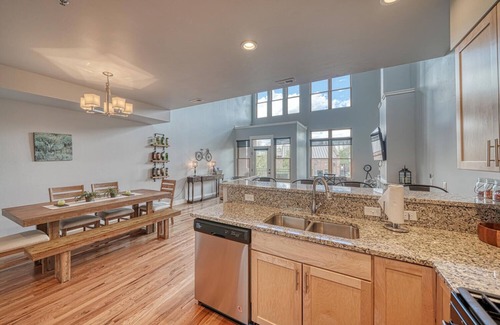 Salida Condo | New Highside Condo by the Arkansas River – Rated 9.8/10!