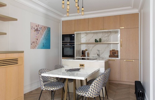 Quartier de la Place-Vendome Apartment | Unforgettable Stay at Highstay - Tuileries, Alger