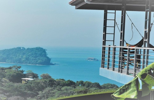 Quepos Condo | Relax at High-View Overlooking National Park & Bay