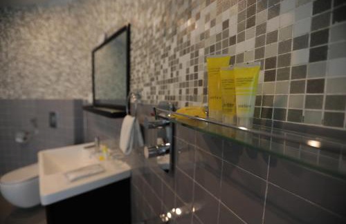 Kolar Hotel | Budget-Friendly Stay at Highway Star with Family Amenities
