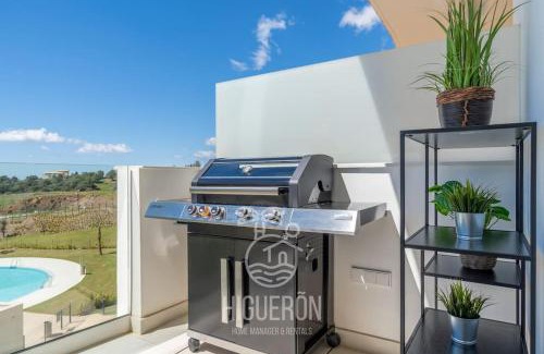 Fuengirola Apartment | Experience HigueronRentals Skotte: Top-Rated Family Escape