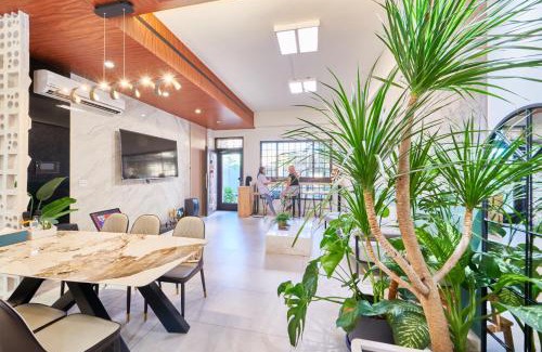 Hengchun Villa | Experience HiHi Skylight: Oceanfront Bliss & Top Amenities