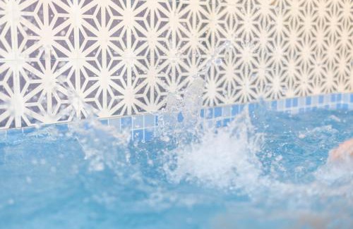 Hengchun Villa | Experience HiHi Skylight: Oceanfront Bliss & Top Amenities