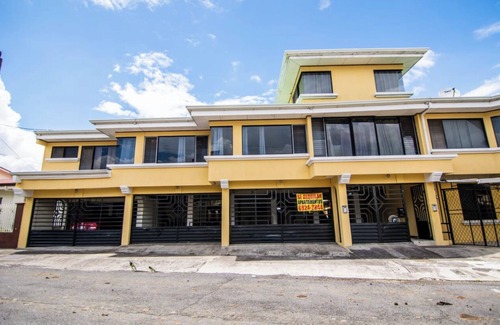 Pavas House | Discover a Welcoming Retreat: Family-Friendly Hotel Awaits