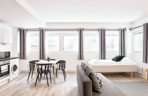 Lantinen District Apartment | Discover Hiisi Homes Helsinki Haaga: Pet-Friendly Retreat
