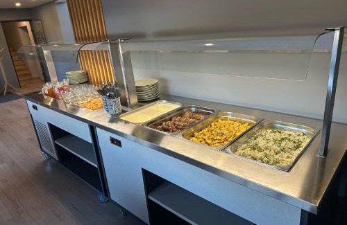 Rahtla Hotel | Family-Friendly Sõru Puhkemaja with Pool & Great Reviews