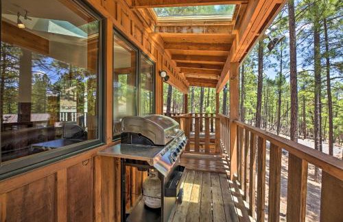 Greer House | Cozy Greer Cabin with Grill - Family Friendly Retreat!