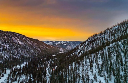 Almont House | Adventure Awaits: Hike and Bike Near Crested Butte