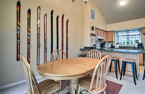 Mercersburg House | Inviting 'Ridgetop Retreat' - Steps to Hiking & Biking Trails