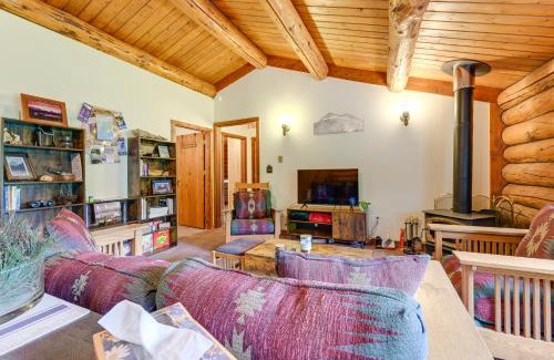 Diamond Ridge House | Hike, Fish and Explore Homer Spit Forested Cabin!