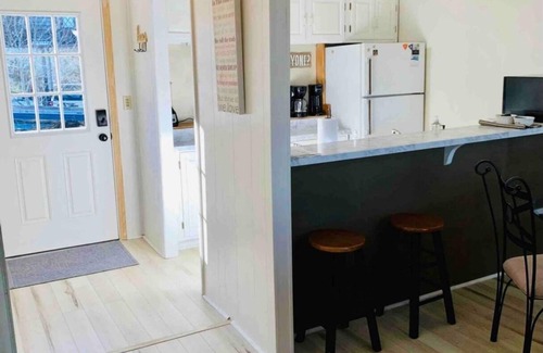 Beech Mountain Condo | Walk to the Slopes: Pet-Friendly Hotel with Pool & Spa