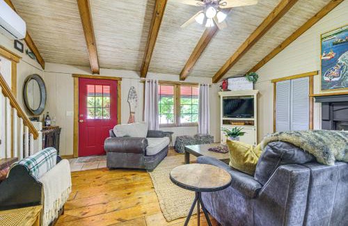 Roach House | Hike, Swim and Fish Lakefront Cabin in Roach!