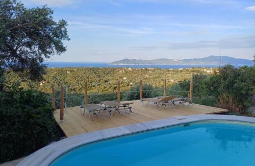 Skiathos Villa | Discover the Hikers Studio: Oceanfront Views & Family-Friendly