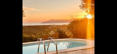 Skiathos Villa | Discover the Hikers Studio: Oceanfront Views & Family-Friendly