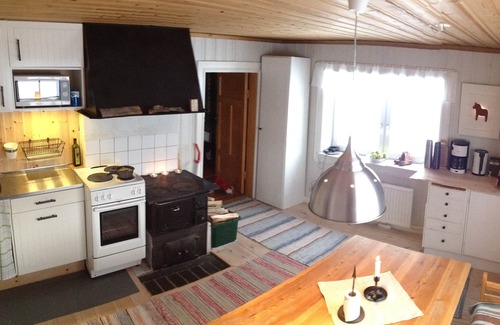 Sarna Cottage | Adventure Awaits: Hiking, Sauna & Family-Friendly Amenities