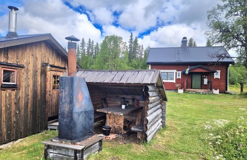 Sarna Cottage | Adventure Awaits: Hiking, Sauna & Family-Friendly Amenities
