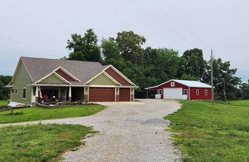 Rock Island Apartment | Adventure Awaits: Family-Friendly Stays with Waterfalls