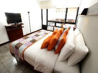 Hikkaduwa Resort | Elegant Hikka Tranz by Cinnamon: Oceanfront Bliss Awaits