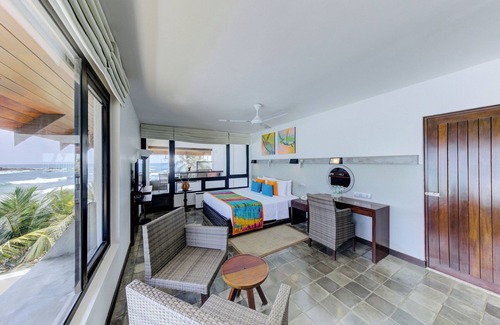 Nalagasdeniya Hotel | Relaxing Hikka Tranz by Cinnamon with Pool & Family Amenities