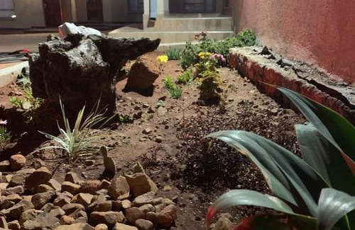 Ga-Rankuwa Bed & Breakfast | Discover HiLands Peak B&B with Pool & Family-Friendly Comfort