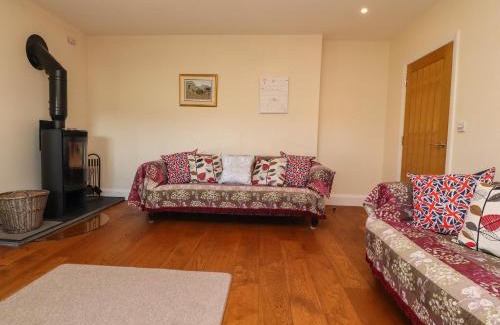 Clitheroe House | Experience Hill Brook Barn: 4-Star Family-Friendly Retreat