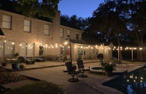 Leander House | Family-Friendly Retreat in Beautiful Hill Country