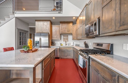 Johnson City House | Tranquil Hill Country Retreat by the Pedernales River