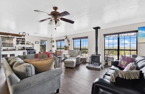 Blanco Cabin | Explore Hill Country Ranch Cabin: Top-Rated & Family Friendly