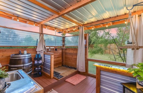Marble Falls Cabin | Relax at Hill Country River Yurt with Hot Tub & Kayaks