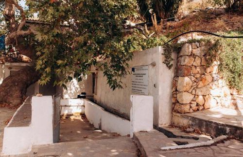 Sitia Apartment | Hill House Sandali 2: Guest Rated 9.6, Family Friendly Stay