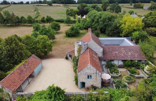 Shapwick House | Hill House: Idyllic Rural Retreat with Hot Tub