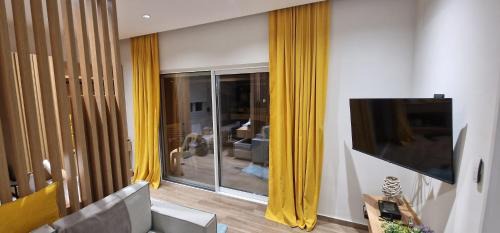 Mires Apartment | Hill Luxury Suite