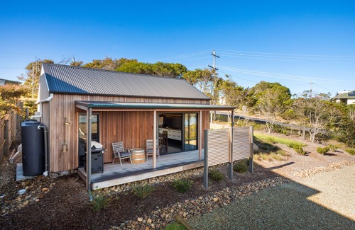 Merimbula Apartment | Hill St Studio - 2+ nights