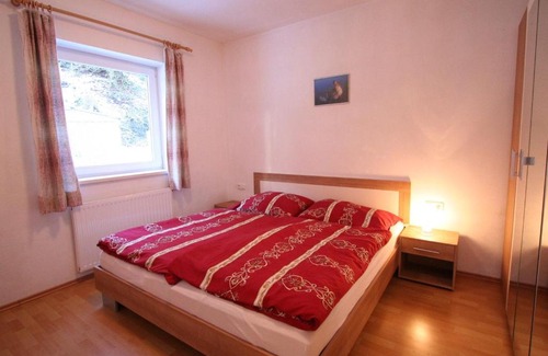 Scheffau am Wilden Kaiser Apartment | Inviting Hill View Apartment in Scheffau with Terrace