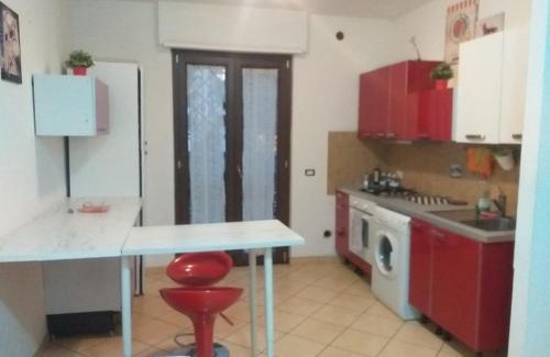 Quartiere XXIX Ponte Mammolo House | Inviting Hillary E Vale Room with Kitchen Amenities