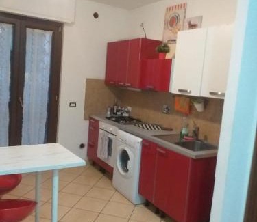 Quartiere XXIX Ponte Mammolo House | Inviting Hillary E Vale Room with Kitchen Amenities