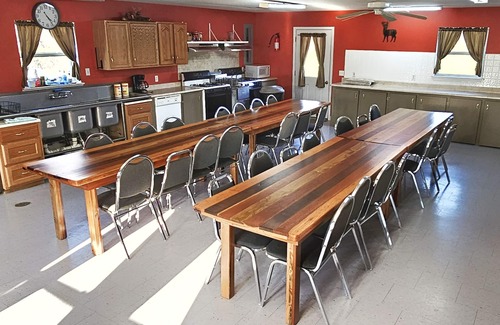 Michael Cabin | Explore Hills and Hollers Hunting Lodge for Family Adventures