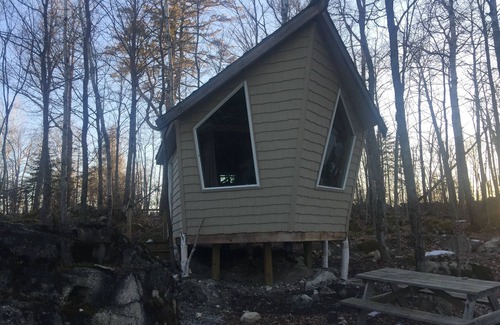 Cedarville Cabin | Experience Hills Point Resort: Family-Friendly Getaway