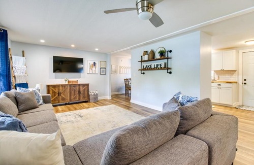 Hillsboro House | Hillsboro Hideaway: Private Hot Tub and Cozy Bunkhouse
