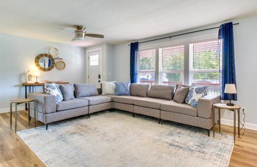 Hillsboro House | Hillsboro Hideaway: Private Hot Tub and Cozy Bunkhouse