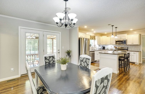 Hillsborough House | Inviting Hillsborough Vacation Rental Near Durham Attractions
