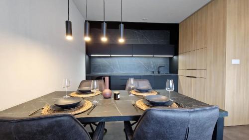 Liptovsky Mikulas Apartment | Modern Hillshome Apartment with Terrace and Sauna, 10/10 Rating