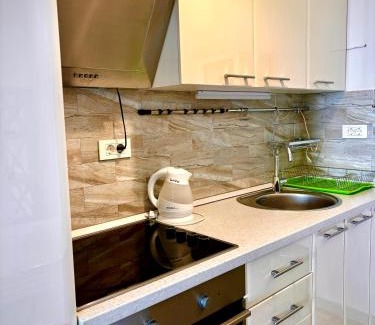 Budva Apartment | Altezza2: Family-Friendly Retreat with Oceanfront Pool