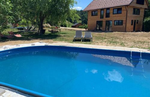 Hrastnik Apartment | Scenic Hillside Bio Resort Apartment with Mountain Views