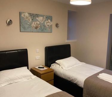 Dunbar Hotel | Relaxing Hillside Bed & Breakfast in Dunbar - Rated 8.6