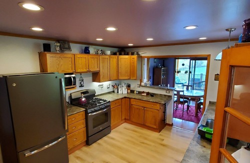 Penn Yan House | Unforgettable Hillside Haven: Family-Friendly Retreat