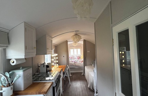 Redbrook House | Idyllic Hillside Retreat near the Forest of Dean