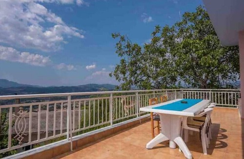 Erymanthos Municipality House | Discover Hillside Hideaway: Family-Friendly Retreat Awaits